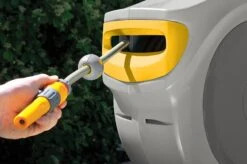 Hozelock Auto Reel 40m - 2595 -Irrigation Tool Store hozelock hose reel hozelock auto reel 40m 2595 26346838853