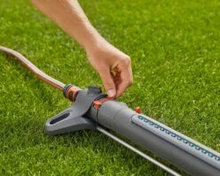 Gardena Aquazoom L 350 M² Oscillating Sprinkler - 18714 -Irrigation Tool Store lawn sprinklers gardena aquazoom l 350 m oscillating sprinkler 18714 35441623236774