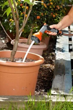 Gardena Classic Multi Sprayer - 18313 18 Gardena Classic Multi Sprayer - 18313 -Irrigation Tool Store spray guns and lances gardena classic multi sprayer 18313 35440617750694